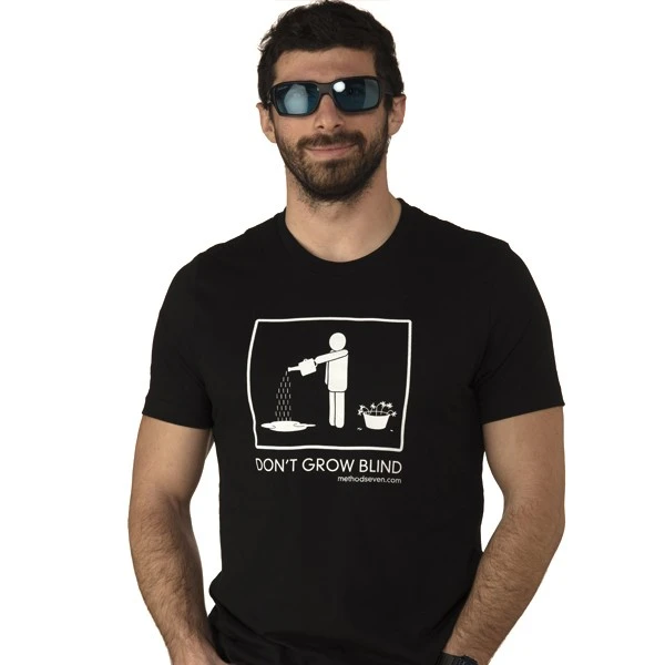 M7BLINDL2G - METHODE SIEBEN - T-SHIRT "DON'T GROW BLIND 2" GRÖSSE L VORDERSEITE-RÜCKSEITE GRAFIK