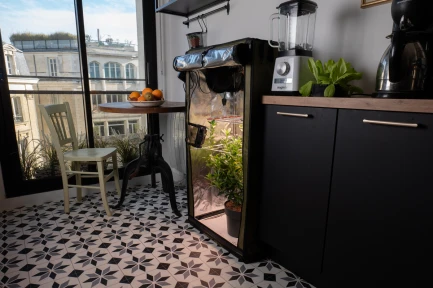 SECRET JARDIN - FOR TWENTY FS100 | 60x40x116h cm - 100W